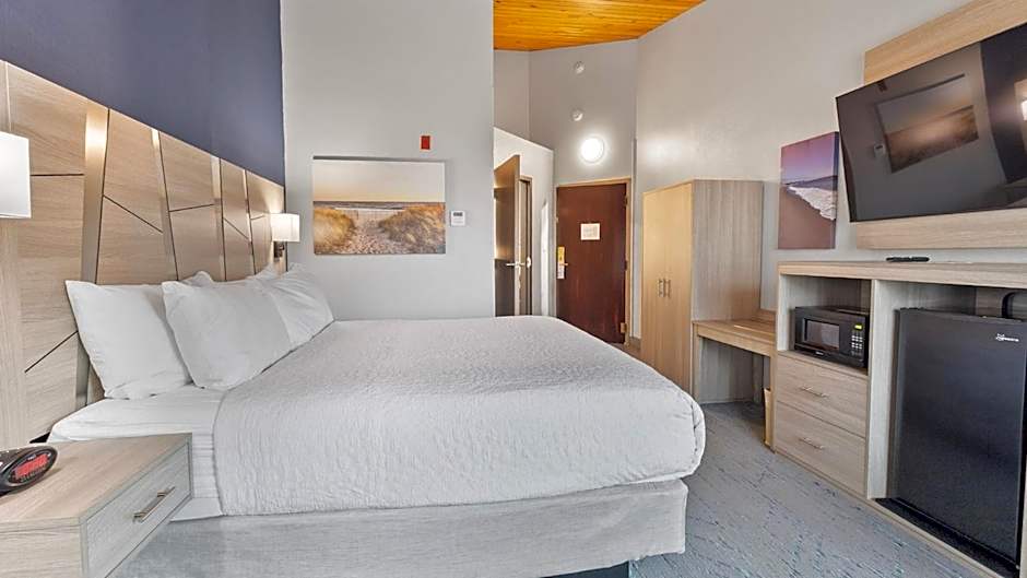 Best Western Plus The Inn At Hampton
