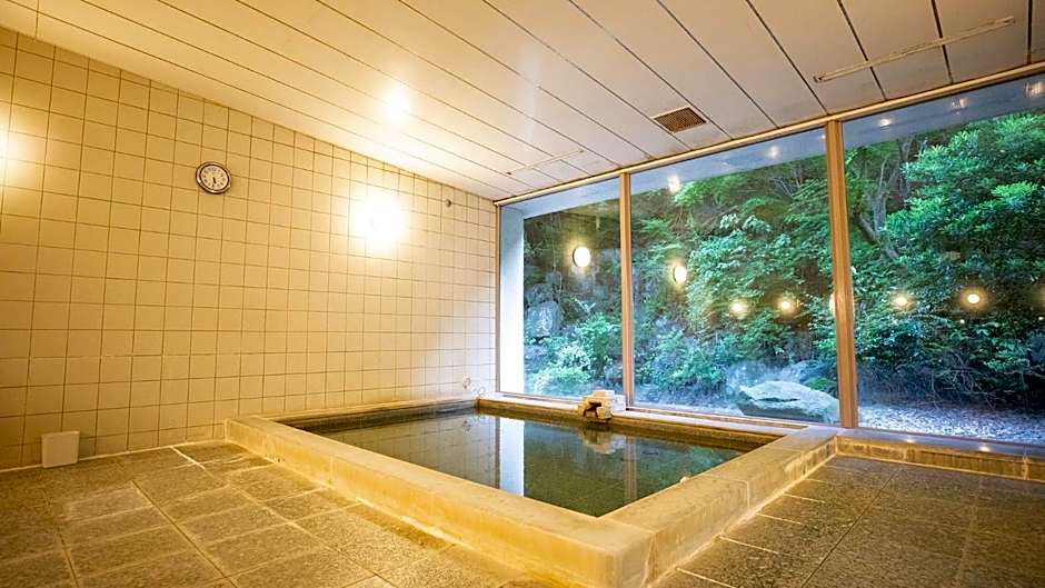 Kamogawa Country Hotel