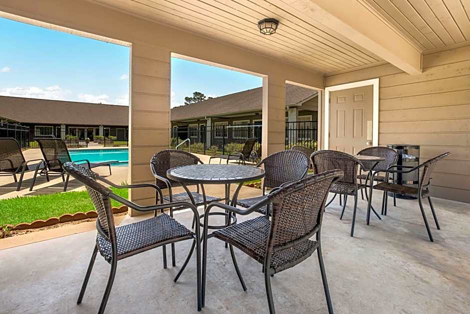 SureStay Hotel Leesville by Best Western