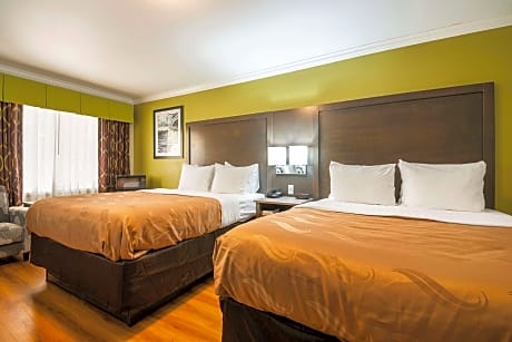 2 Queen Beds, Nonsmoking, Accessible