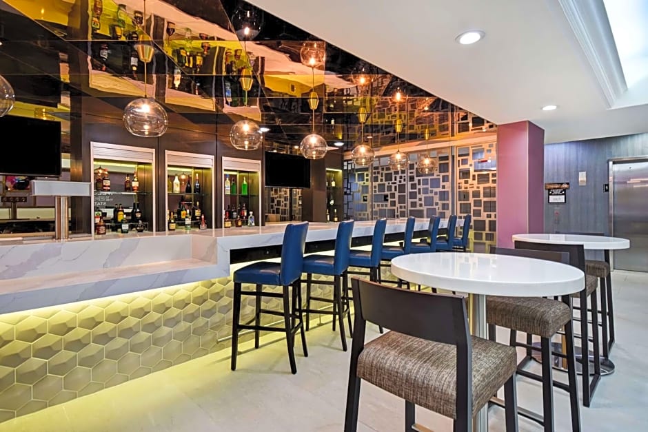 Hampton Inn By Hilton NY-JFK
