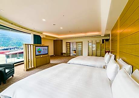Premier Quadruple Room