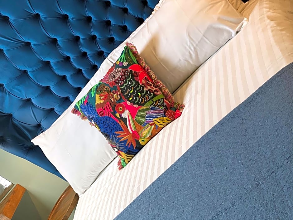 The Hive at Poppi-Red