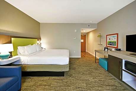King Room with Sofa Bed