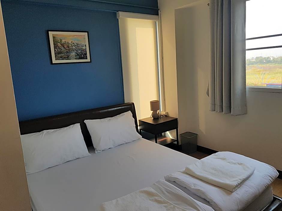 SLEEP TO FLY HOTEL & HOSTEL suvarnabhumi airport