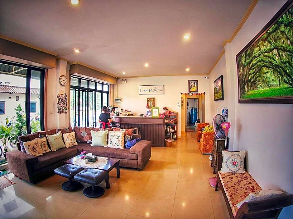 Lanta at Home