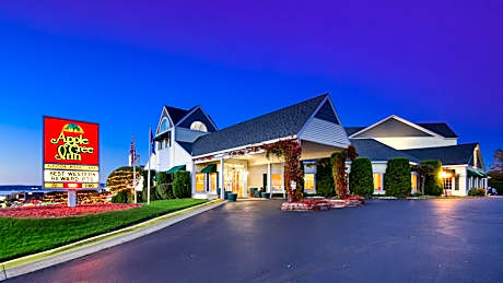 Apple Tree Inn, SureStay Collection by Best Western