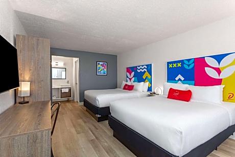 Queen Room with Two Queens Beds, Non-Smoking