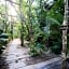 Kuun Tulum By Lockey