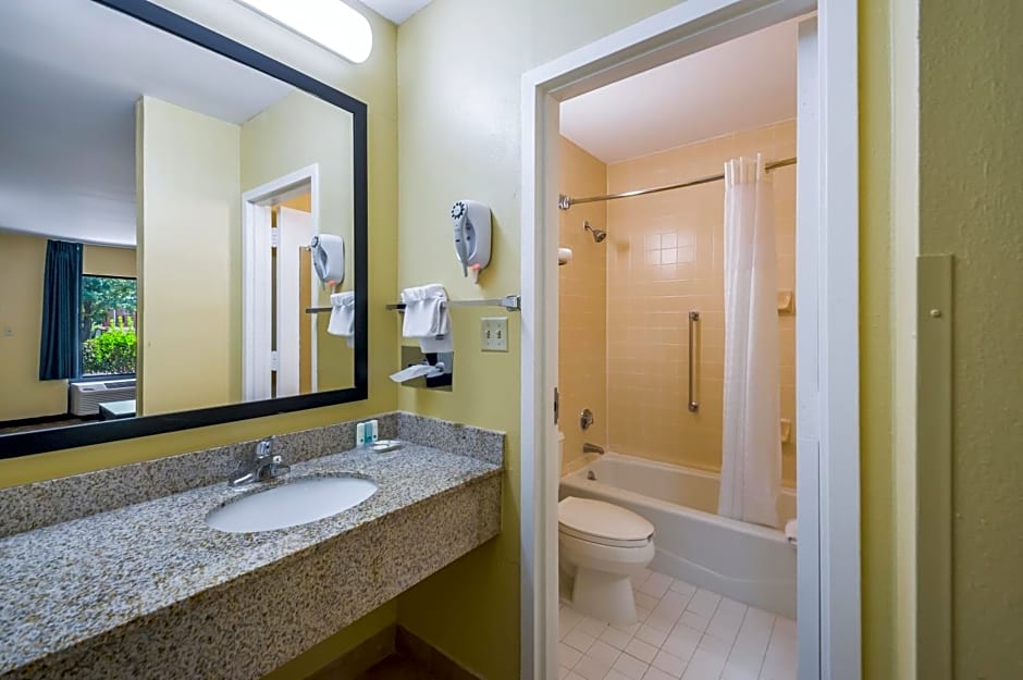 Quality Inn Fredericksburg-Central Park Area