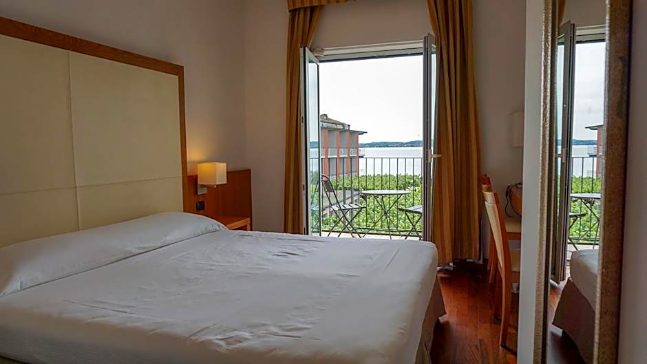 Hotel Mavino