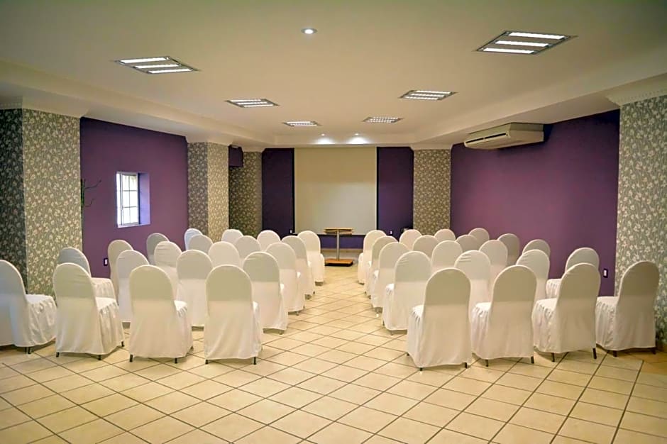 Hotel Real Azteca Boulevard