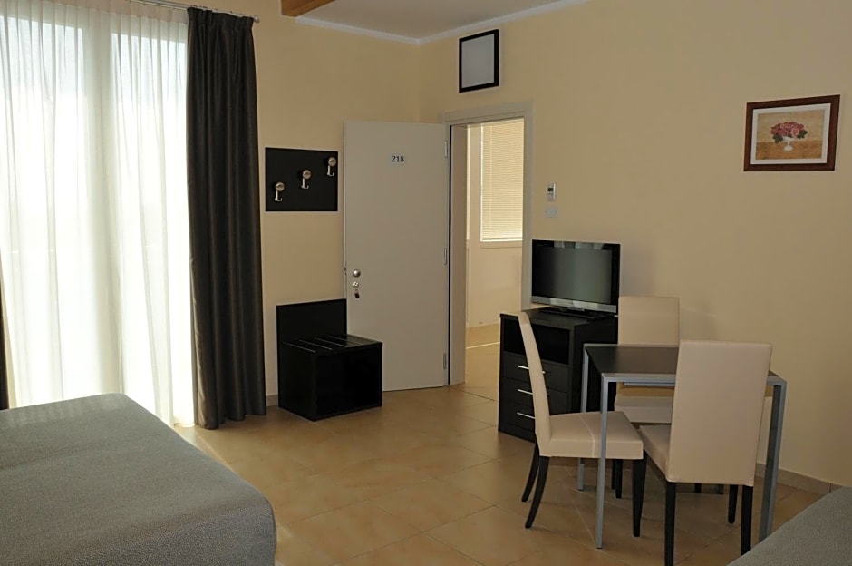 Hotel-Residence-b&b Le Dune beach service included