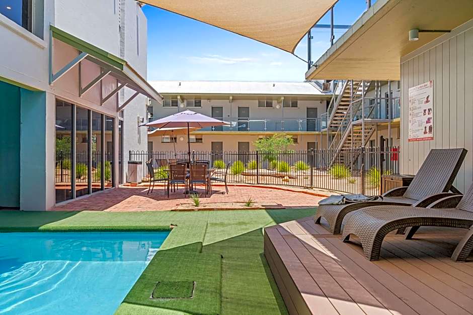 Stay at Alice Springs Hotel
