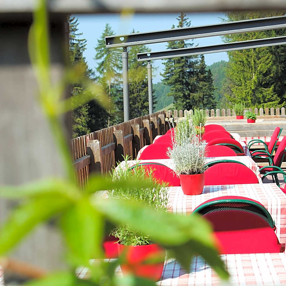 Berghotel zum Zirm