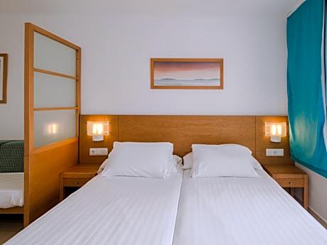 Studio with Sea View