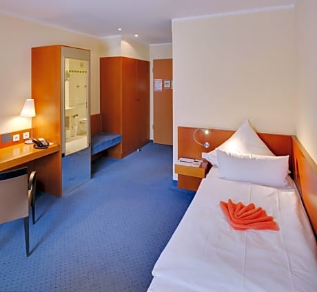 Premium Single Room