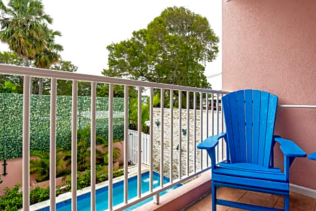 Superior Studio Pool View