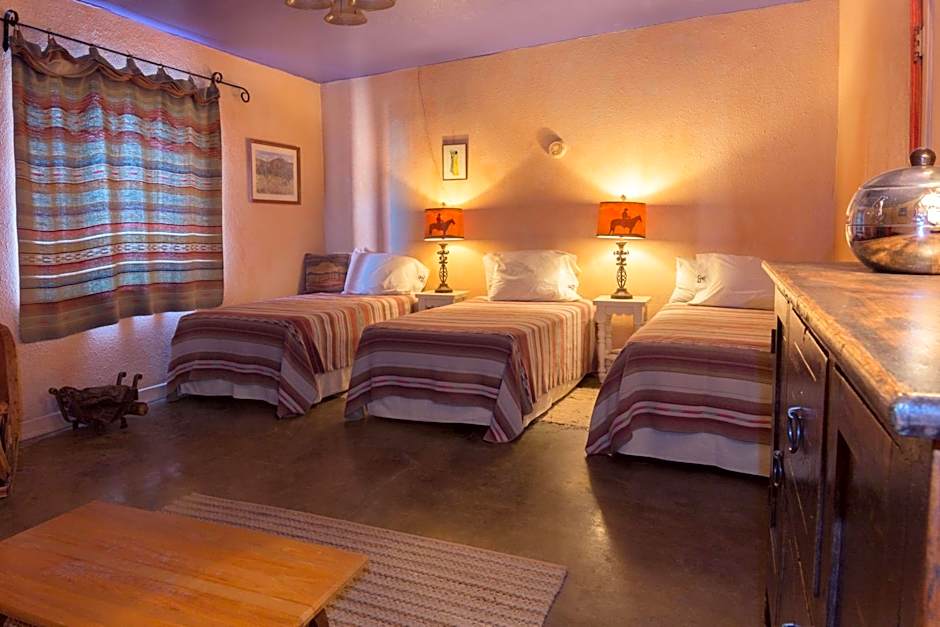Rancho de la Osa Guest Ranch