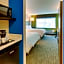 Holiday Inn Express & Suites Roanoke - Civic Center