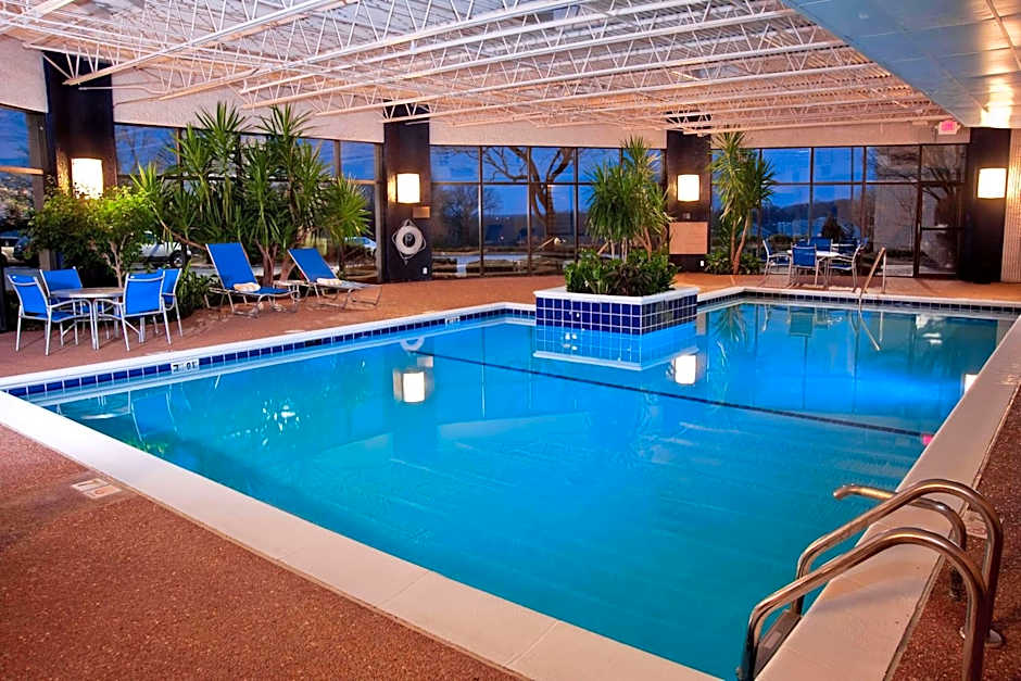 DoubleTree By Hilton Saint Louis Westport