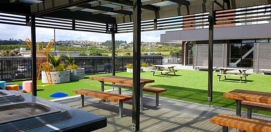 Ramada Suites by Wyndham Manukau