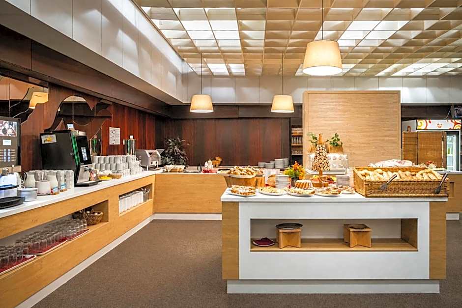 Hotel Adamantino