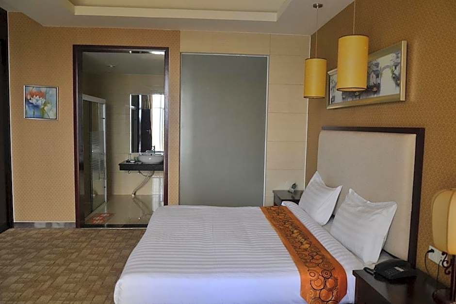 Kololo Courts Hotel And Restaurant