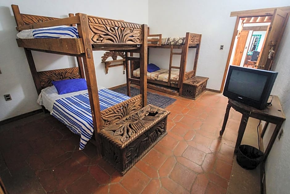 Lago Sol Hotel & Suites