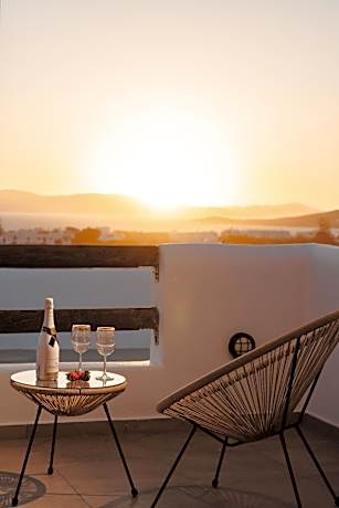 Eclipse Studios Naxos