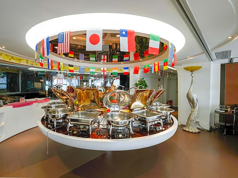 Planet Hotel