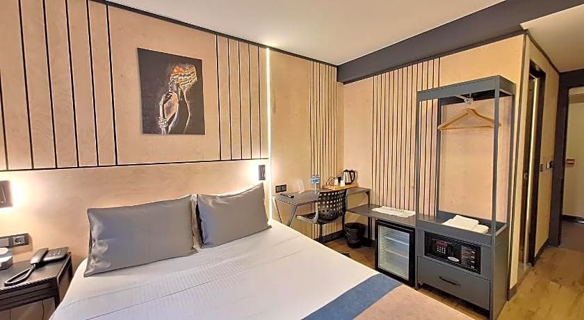 N'ALA OTEL