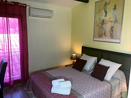 Economic Double Room - heated swimming pool - free parking