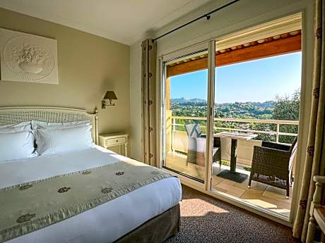 Superior Double Room with Balcony