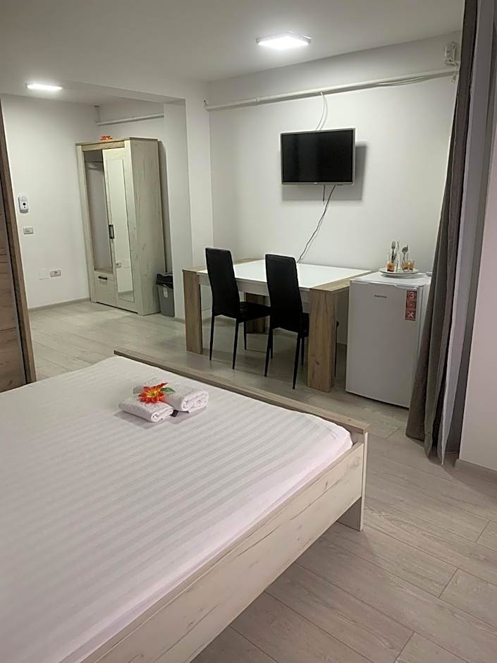 Cazare bloc nou ultracentral