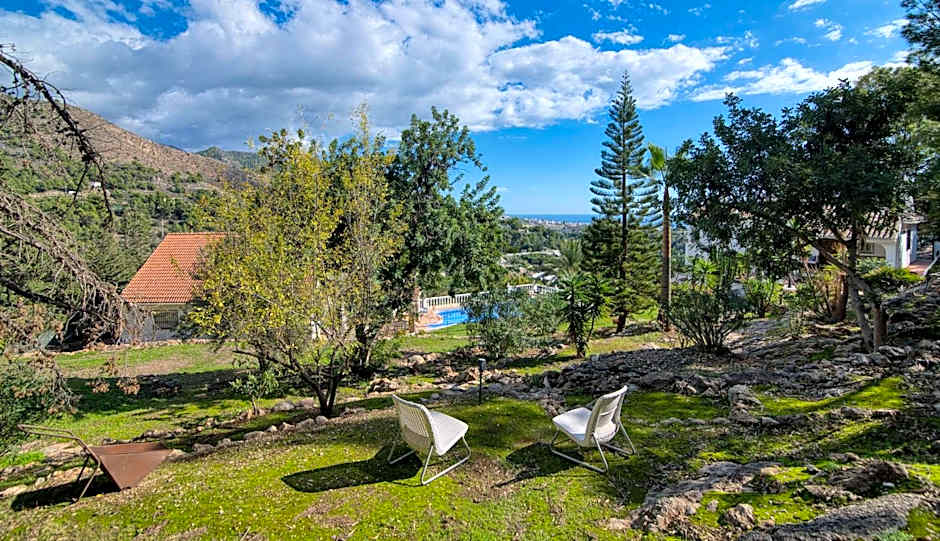 Villa Morera Bed & Breakfast