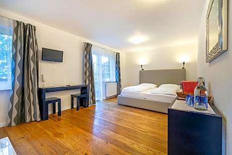 Junior Suite with Balcony