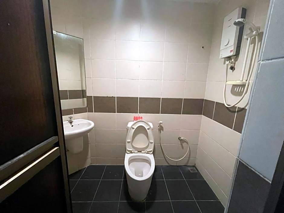 OYO 90411 Perdana Hotel Labuan