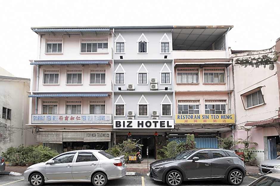 M S Hotel, Tengku Kelana KTM Klang
