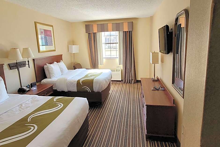 Quality Inn & Suites Columbia I-70