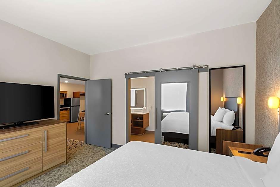 Home2 Suites by Hilton Hendersonville