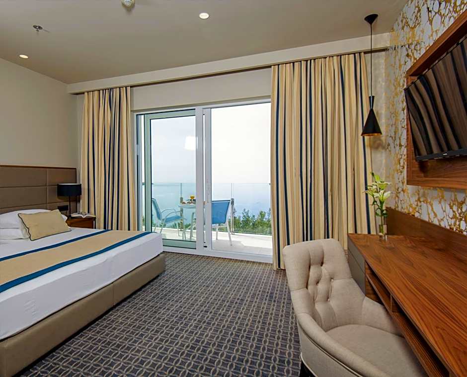 Royal Neptun Hotel