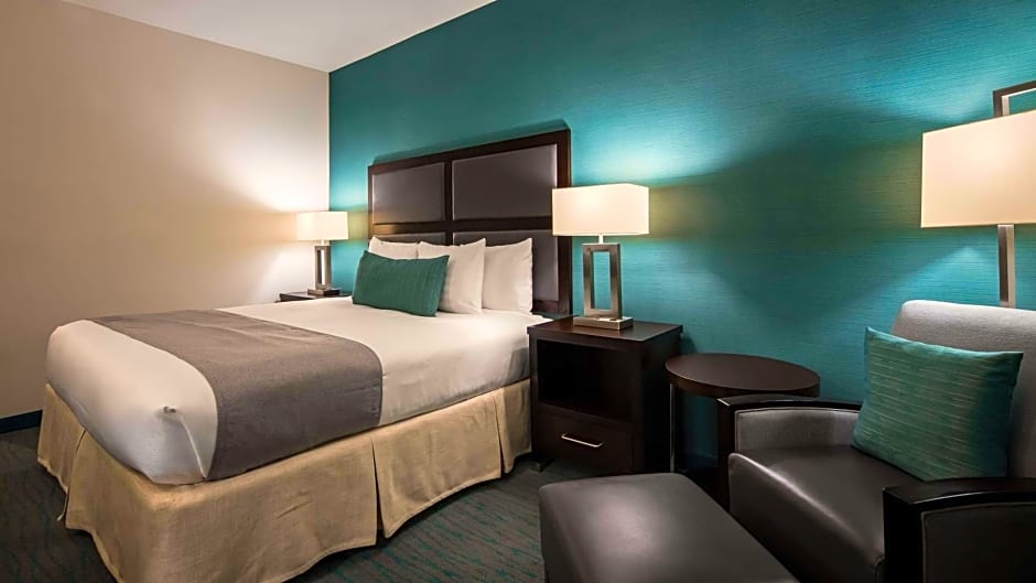 Best Western Plus Taft Inn