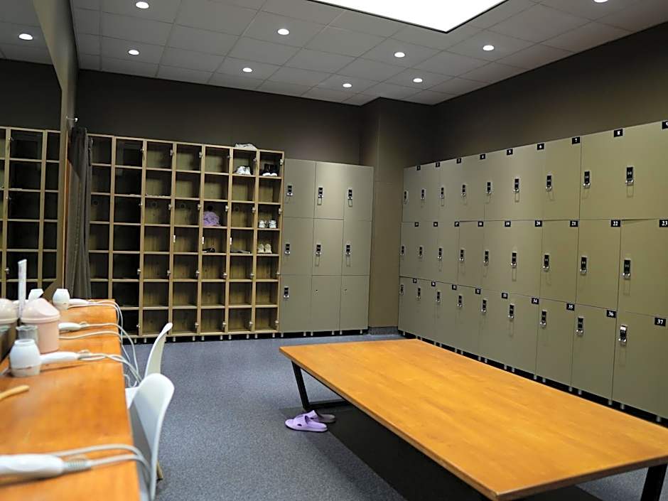 Chinggis Khaan Hotel