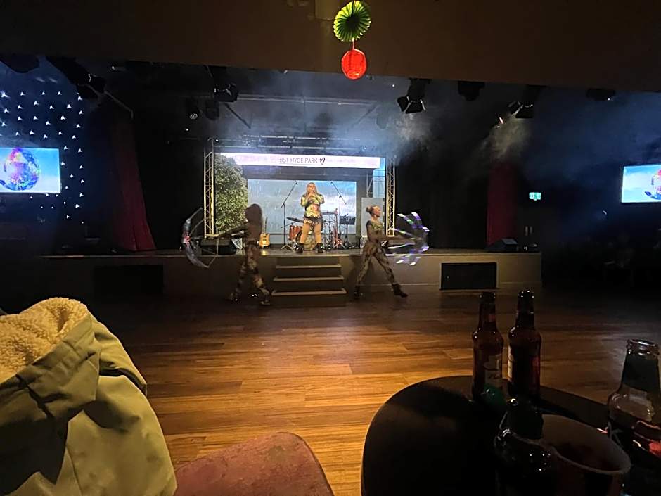 Bella-Mays Holiday Hideaway