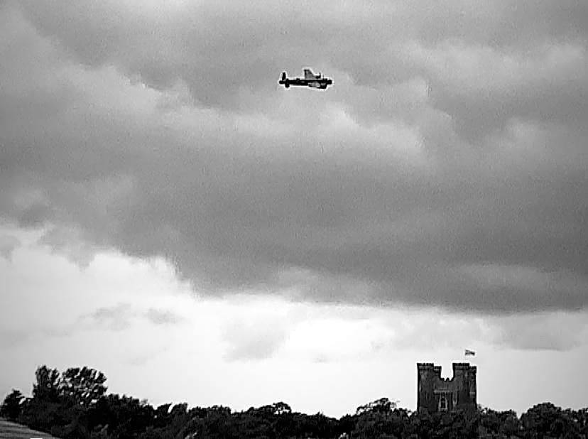 Hot tub breakaways with castle view