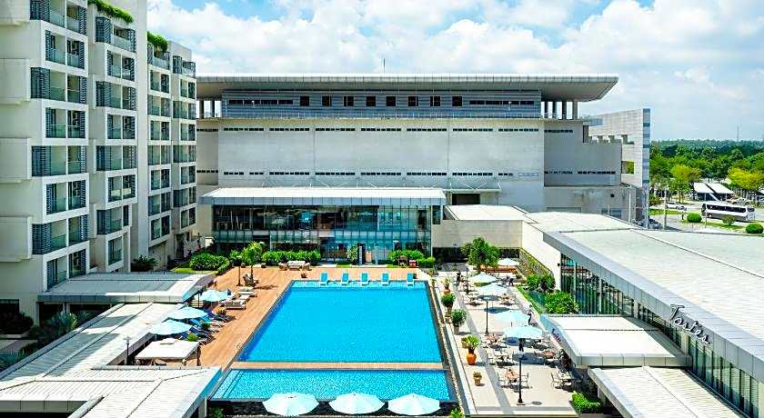 Becamex Hotel New City