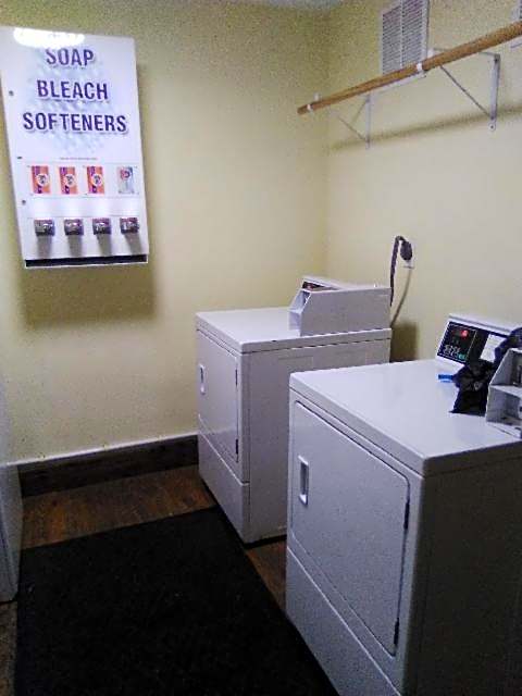 Super 8 by Wyndham Clearwater/St. Petersburg Airport