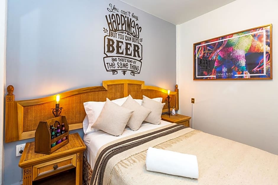 Mala Vecindad Beer Hotel