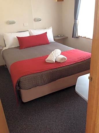 Family Deluxe Cabin